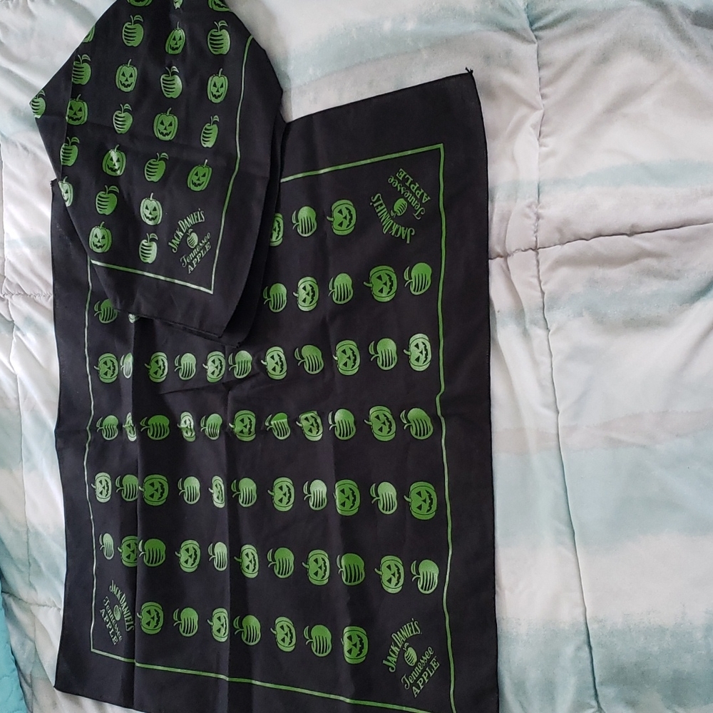 Jack Daniel's Tennessee Apple Bandanas (2)